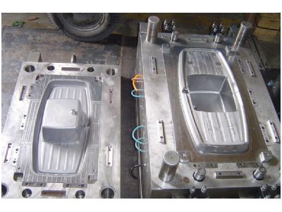 plastic injection mould